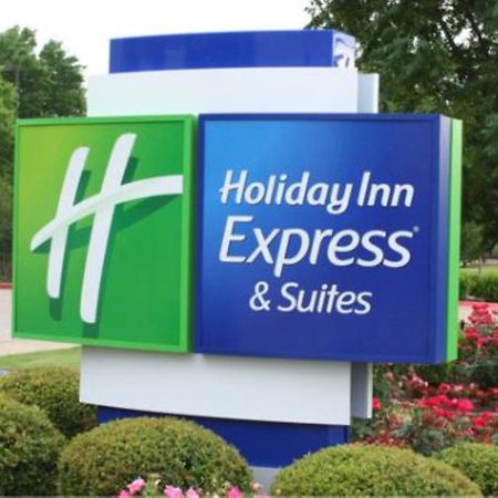 Holiday Inn Express & Suites Bessemer - Birmingham Sw By Ihg Exterior photo